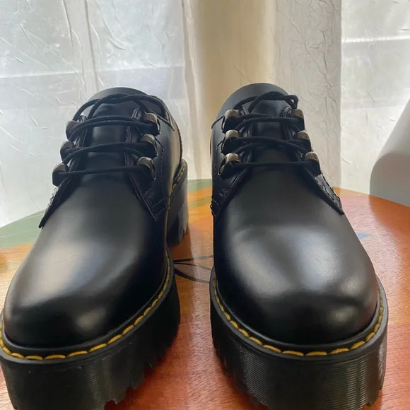 Dr. Martens Leona Smooth Leather Lo Platform Women’s Size 6 - Picture 7 of 16